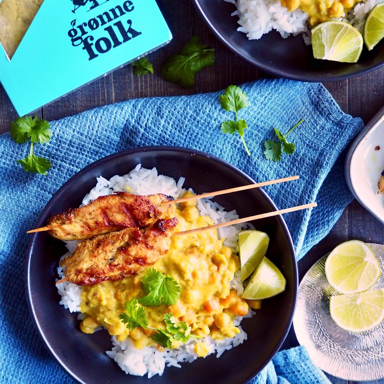 Thaigryte med grillspyd