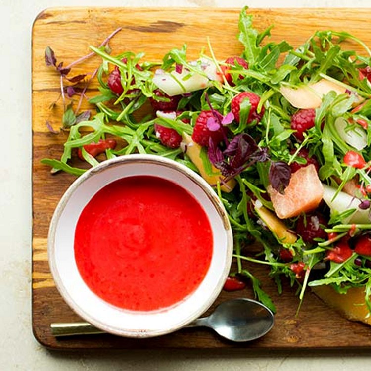 Melon- og bringebærsalat med ruccula og bringebærdressing