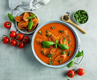 Tomatsuppe med vegetarpølser