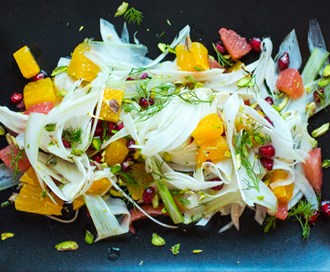 Fennikel- og appelsinsalat med granatepledressing