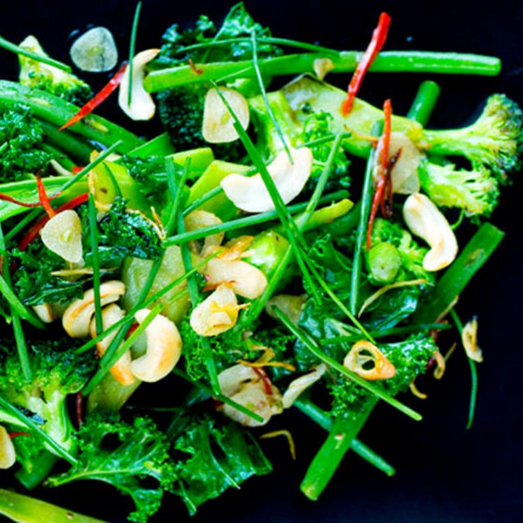Grønn wok med cashewnøtter