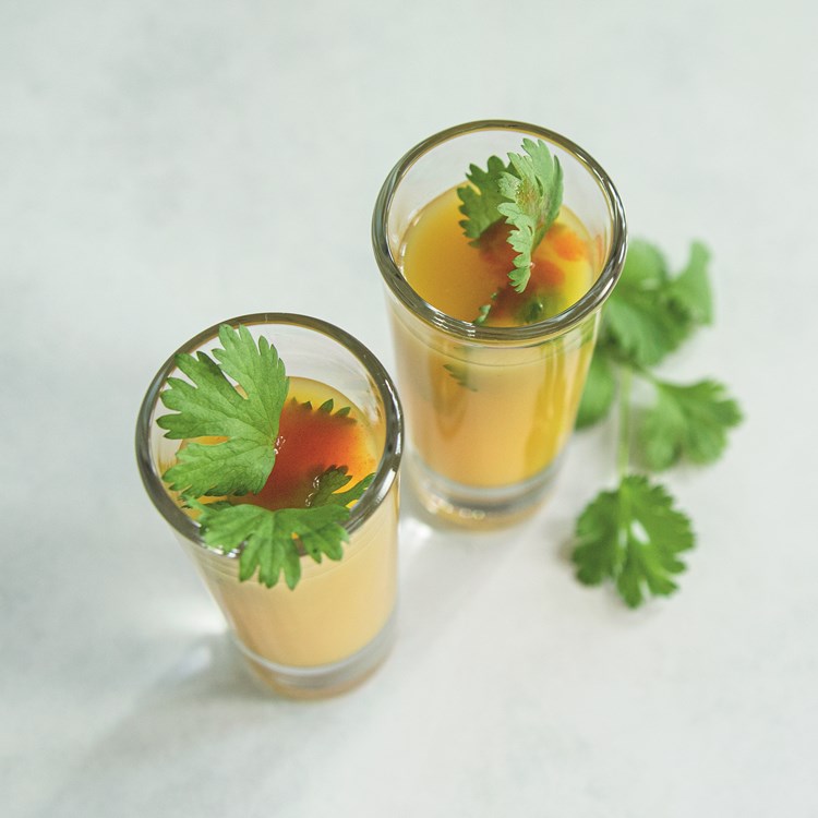 Mango-koriander shot
