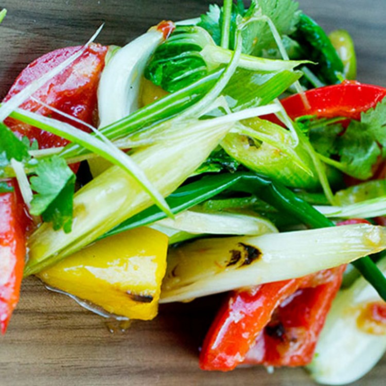 ”Sursøt” wok med mango og pak choy