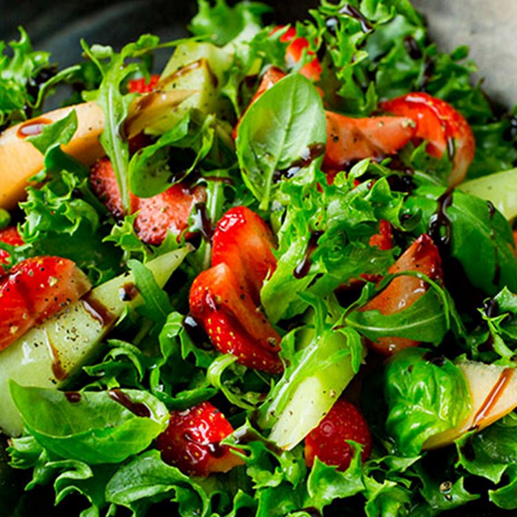 Salat med jordbær og melon