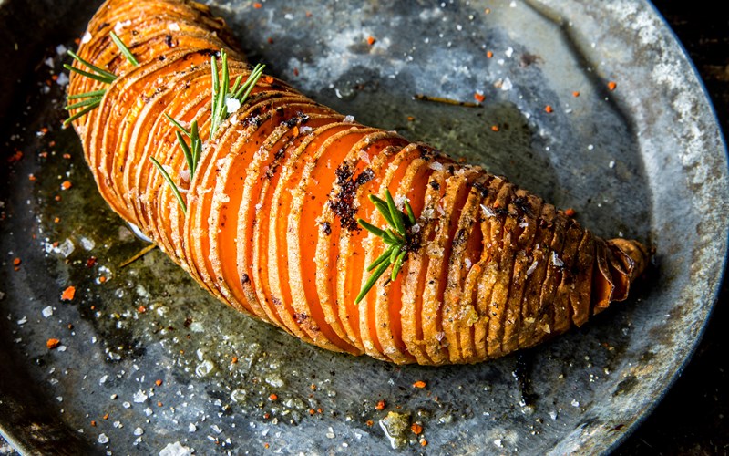 Hasselback søtpotet