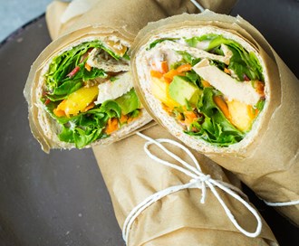 Grove wraps med kylling og mango