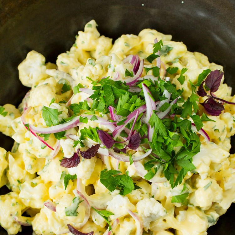 Verdens beste blomkålsalat