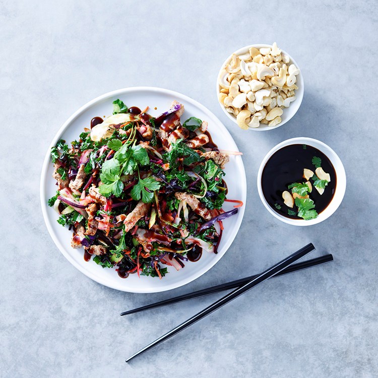 Grønnkål Mix med oystersauce og cashewnøtter