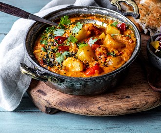 Potetcurry med røde linser