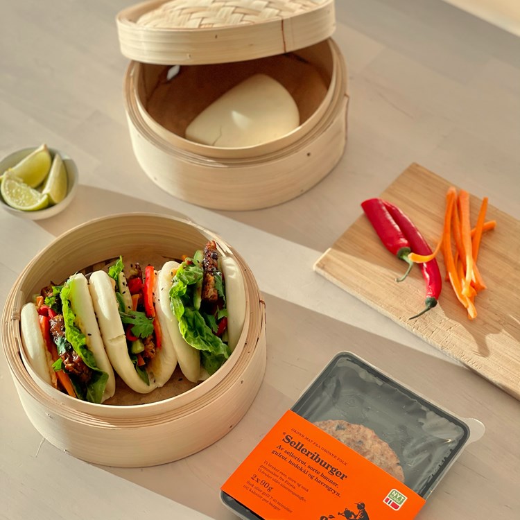 Bao buns med selleriburger