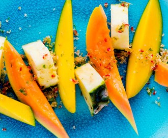 Ananas, mango og papaya med chili- og limesukker