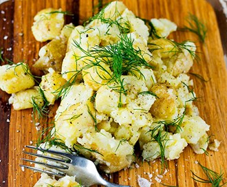 «Knuste» poteter med sitron og dill