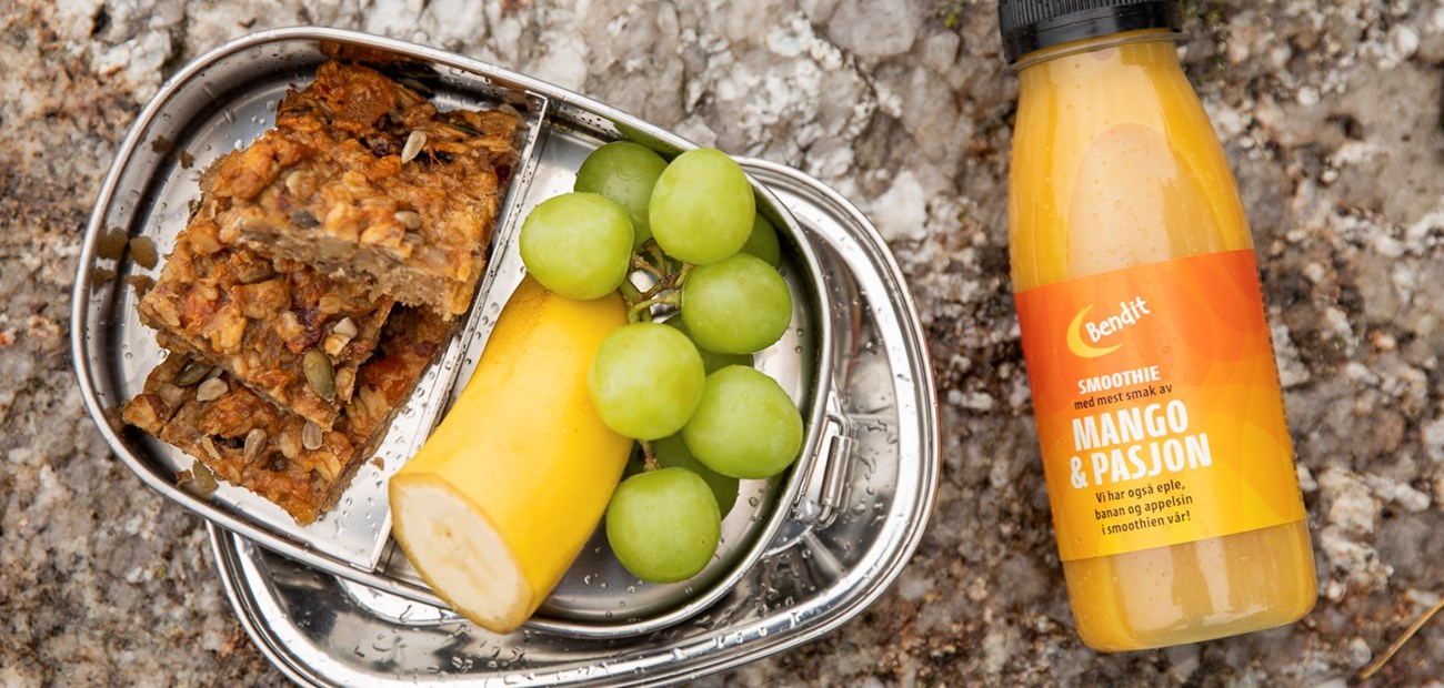 Ut på tur med frukt og grønt i sekken