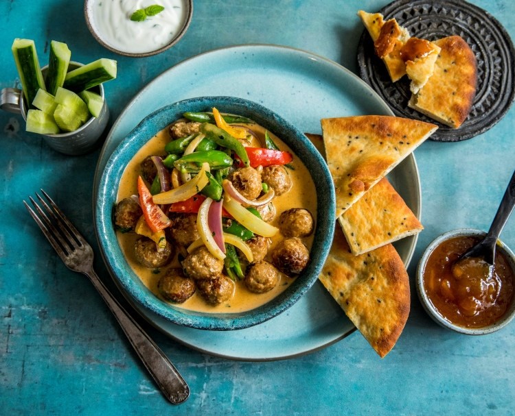 Vegetarboller i tandoorisaus