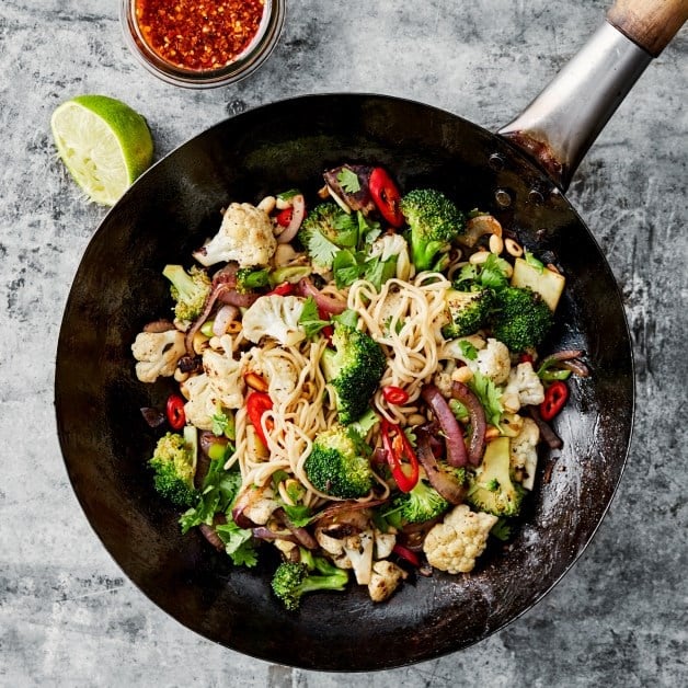 Brokkoli- og blomkålwok med chiliolje