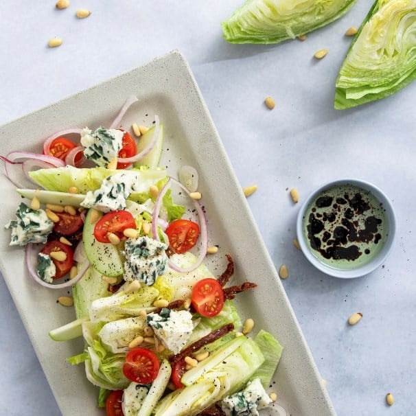 Isbergsalat med roquefort