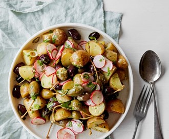 Potetsalat med kapers og reddik