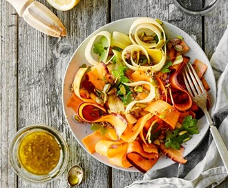 Råkostsalat med krydderdressing