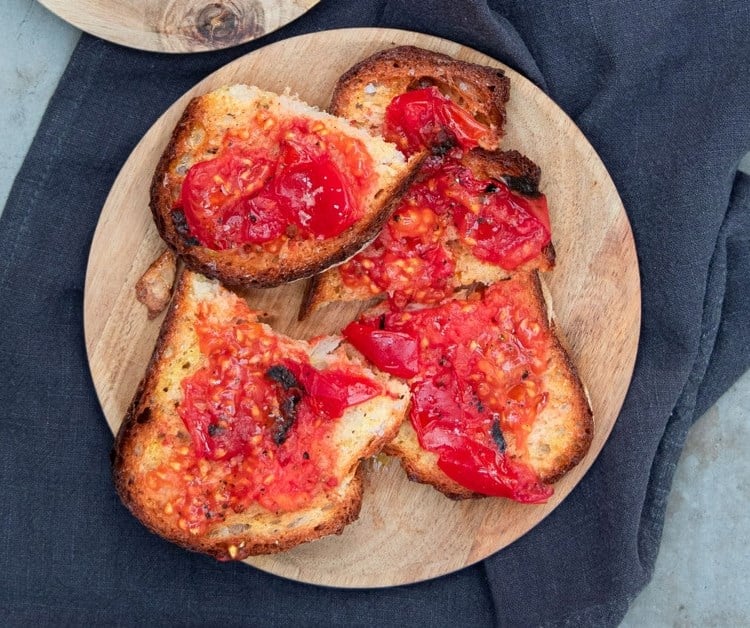 Tomattoast