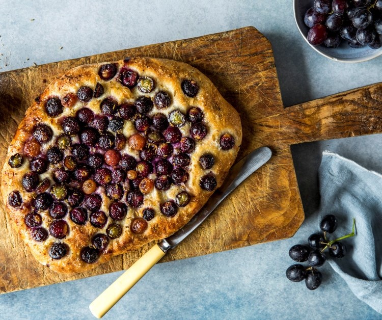 Druefocaccia med fennikelsukker