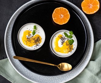 Yoghurt med klementin curd (klementinkrem)