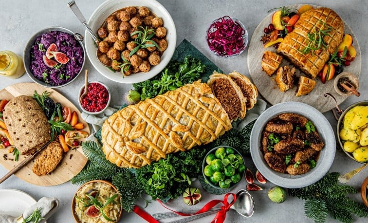 VegMe nøttestek, vegisterkaker og juleskinke.