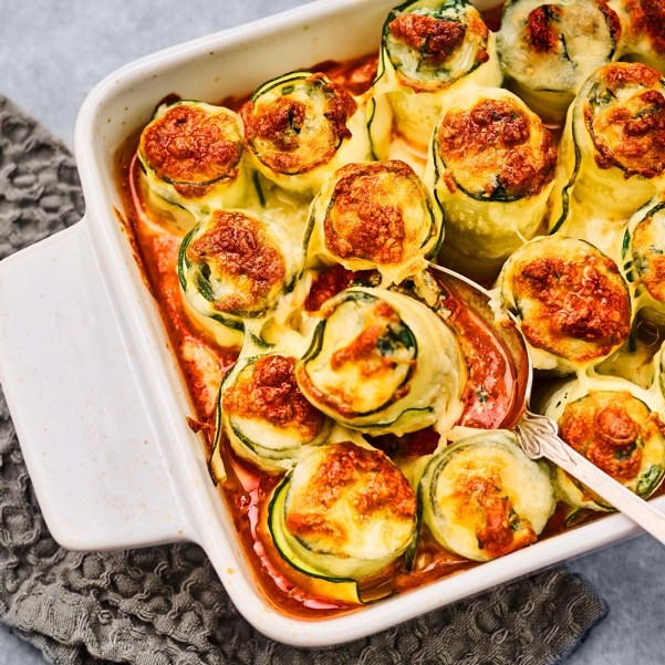 Gratinerte squashruller med spinat og ricotta