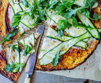 Pizza med blomkålbunn