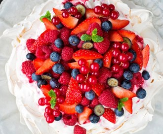 Pavlova med bær