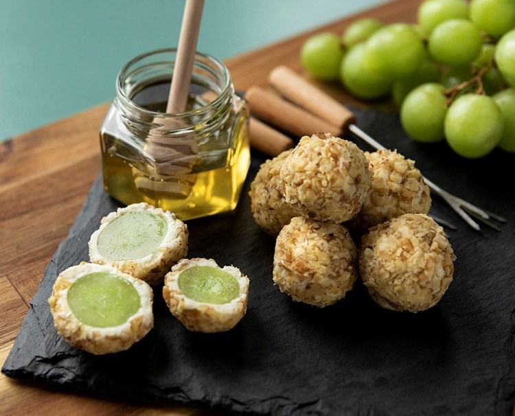 Bocconcini av grønne druer