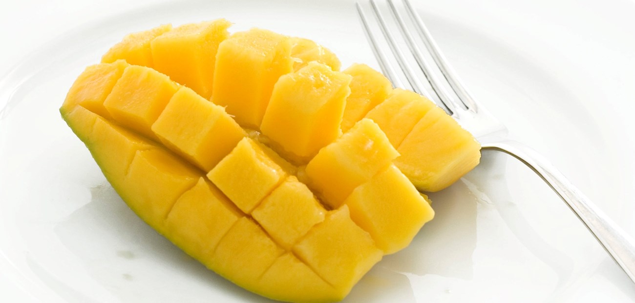 Slik deler og kutter du mango