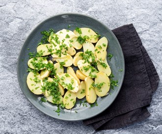 Kokte nypoteter med smør og persille