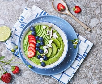 Avokado smoothie bowl