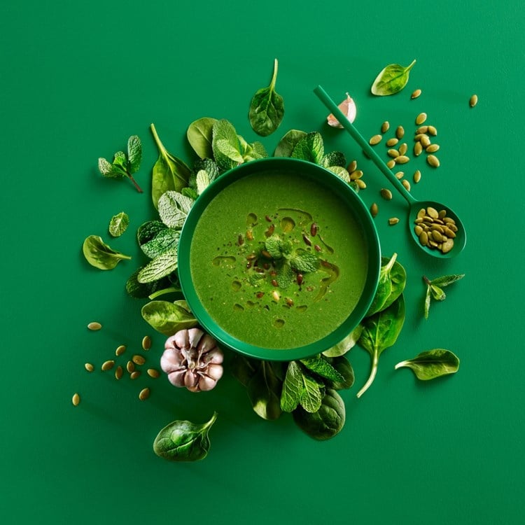 With A Smile - Kremet spinatsuppe