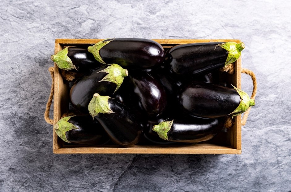 Aubergine