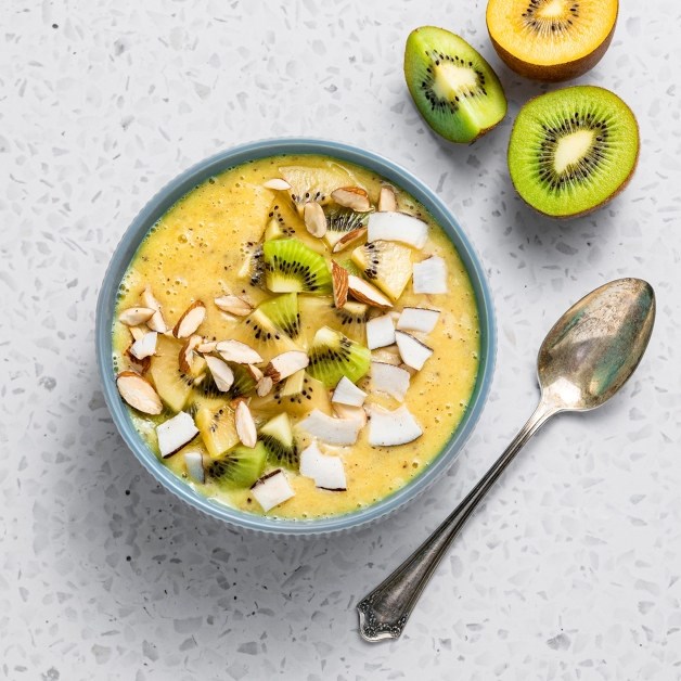 Smoothiebowl med kiwitopping