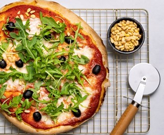 Klassisk pizza med ruccula
