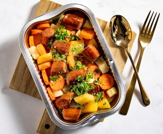 Ovnsbakte rotgrønnsaker med middagspølser