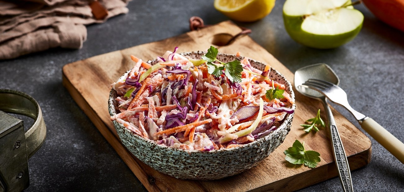 Slik lager du coleslaw