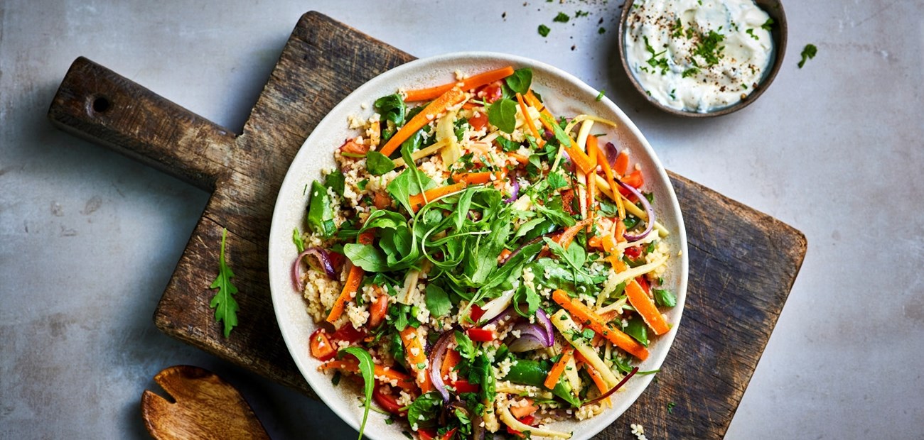 Slik lager du en mettende salat