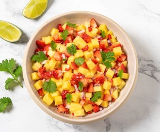 Mangosalsa med jordbær