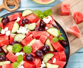 Frisk salat med vannmelon og mynte