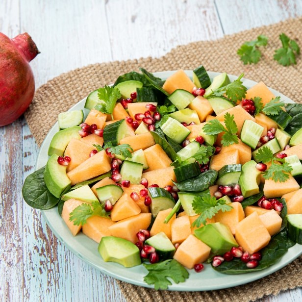 Salat med avokado og cantaloupemelon