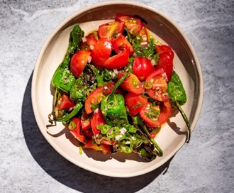Spanskinspirert tomatsalat