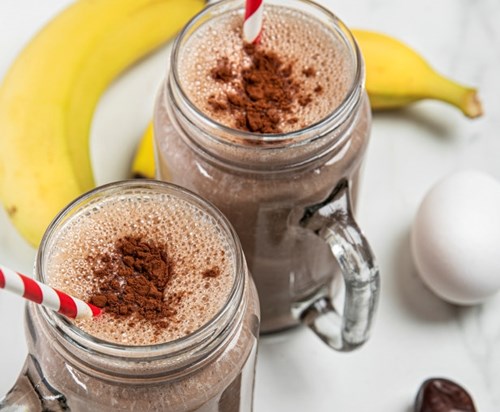 Proteinsmoothie a la sjokolade og banan