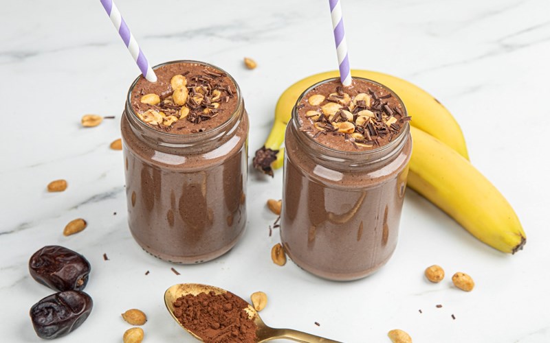 Proteinsmoothie a la sjokolade og banan