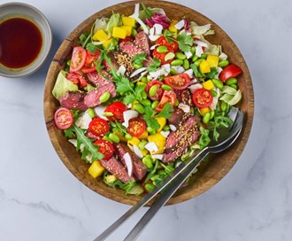 Asiatisk biffsalat med Ruccula Mix