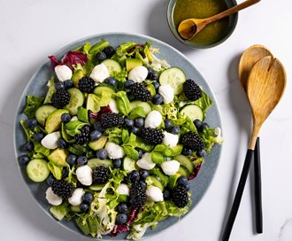 Bærsalat med Romano Mix