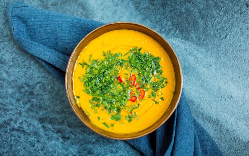 Slik lager du gulrotsuppe