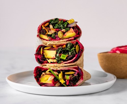 Wraps med rødbetpesto og Kål Mix
